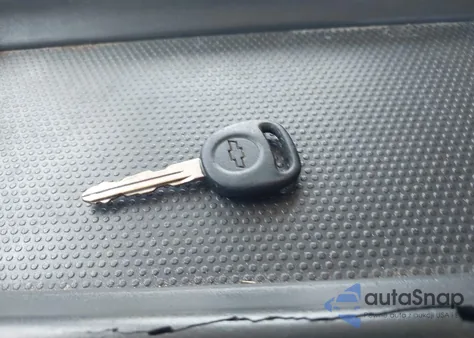 2004 Chevrolet Tahoe C1500 из США, поврежденный, VIN 1GNEC13V24J330563